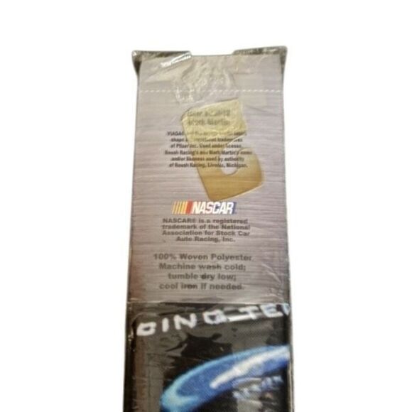 Mark Martin 28” x 40” NASCAR Die-Cut Flag *New* - Picture 2 of 4